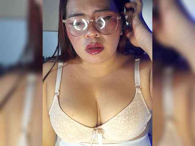 chizuqui-25 Live Webcam on BongaCams