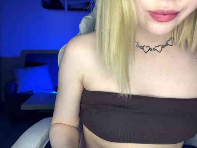 LeliaSanda webcam