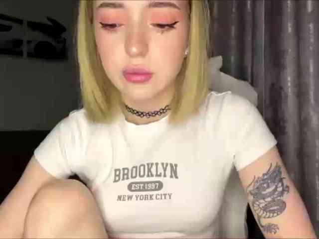 LeliaSanda Live Webcam on BongaCams