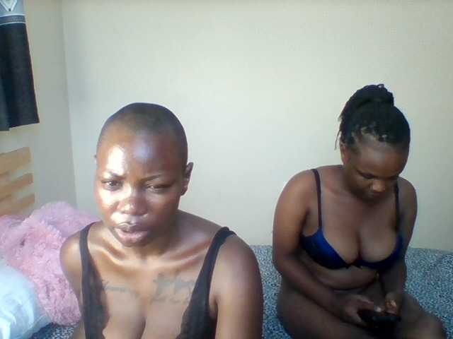 Pinkpanthers2 – webcam model profile photo