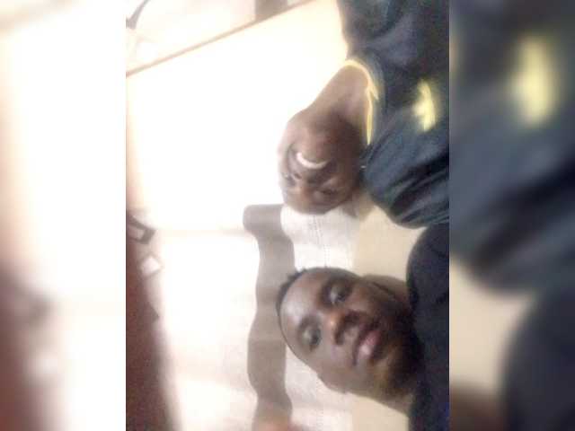 Babepair broadcasting live