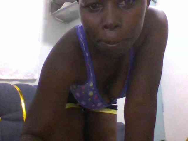 Freakylittlemissy webcam