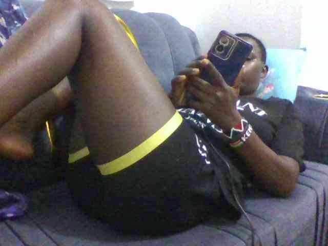 Freakylittlemissy webcam