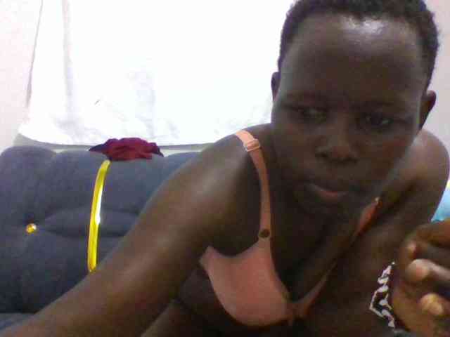 Freakylittlemissy webcam