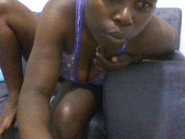 Freakylittlemissy webcam