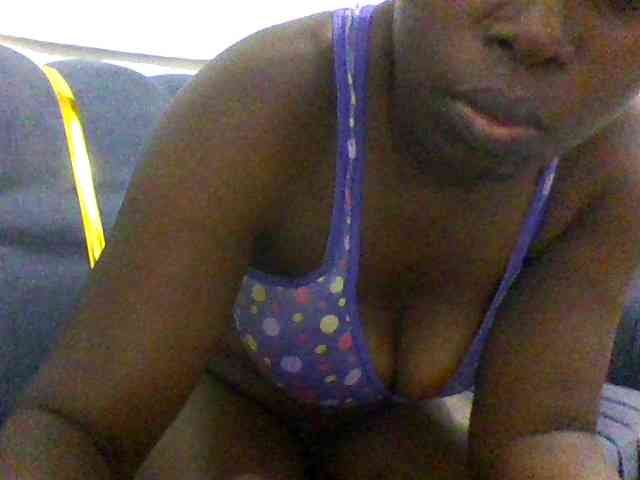 Freakylittlemissy webcam