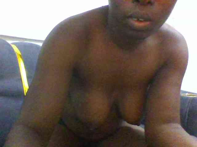 Freakylittlemissy webcam