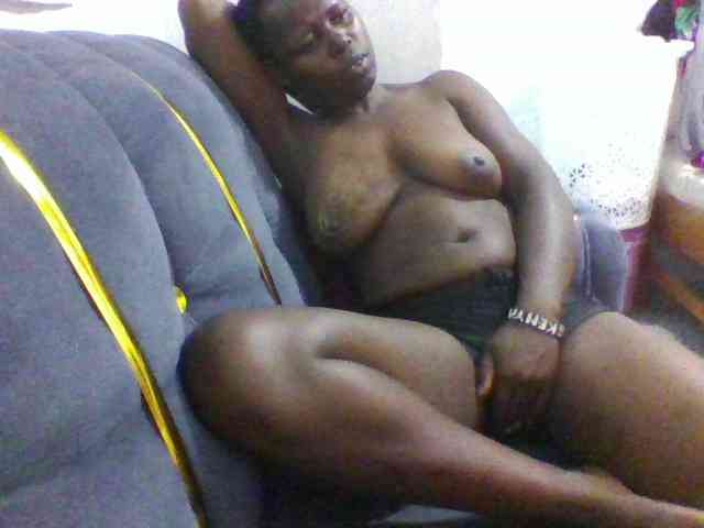 Freakylittlemissy webcam