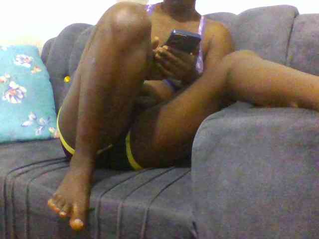 Freakylittlemissy webcam