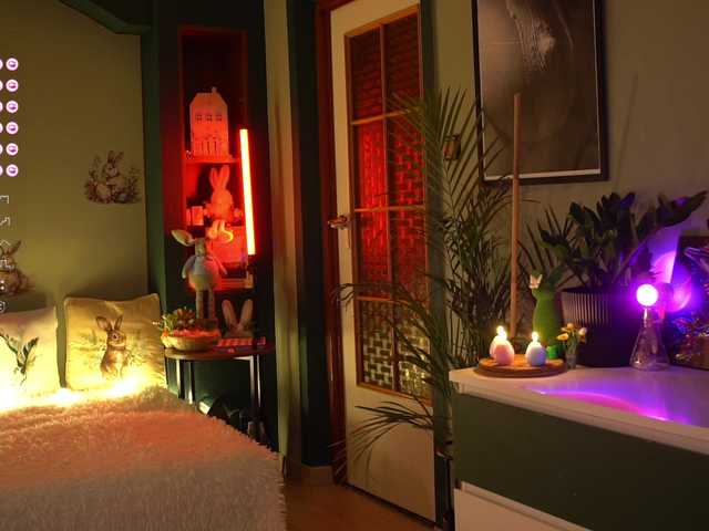 EviSun's BongaCams show and profile