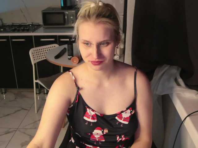 Mertyxxx's BongaCams show and profile