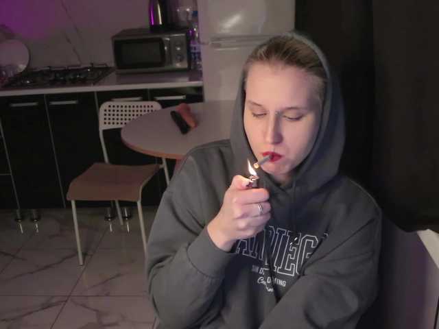 Mertyxxx's BongaCams show and profile