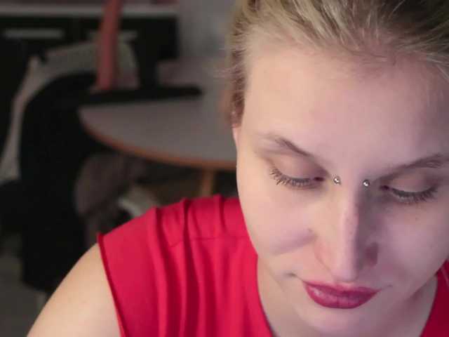 Mertyxxx's BongaCams show and profile