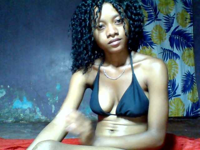 Profile and Statistics for MichouLwq on BongaCams