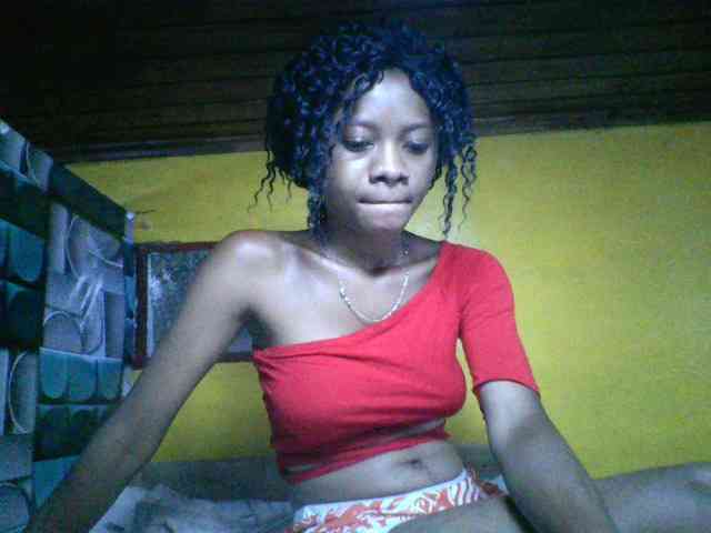 MichouLwq Live Webcam on BongaCams