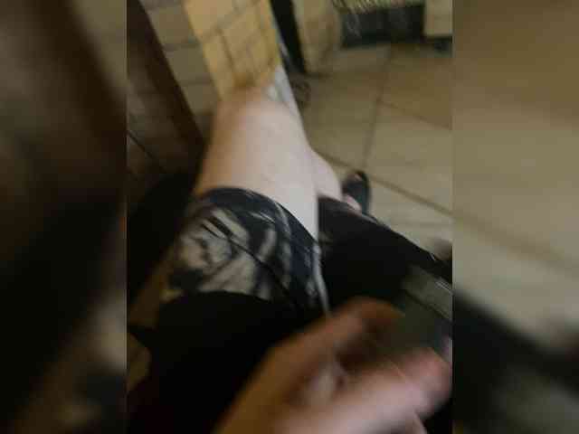 foxisslave Live Webcam on BongaCams