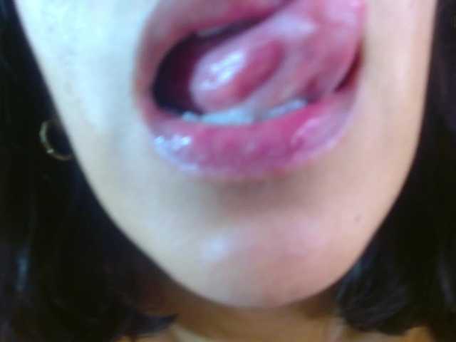 Aleja-sexymilf's BongaCams show and profile