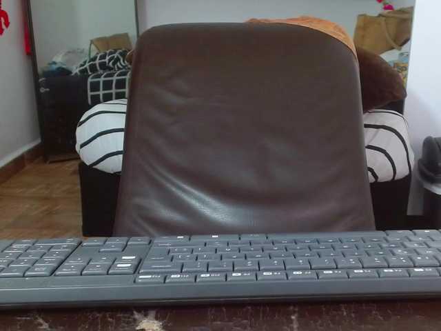 Aleja-sexymilf's BongaCams show and profile