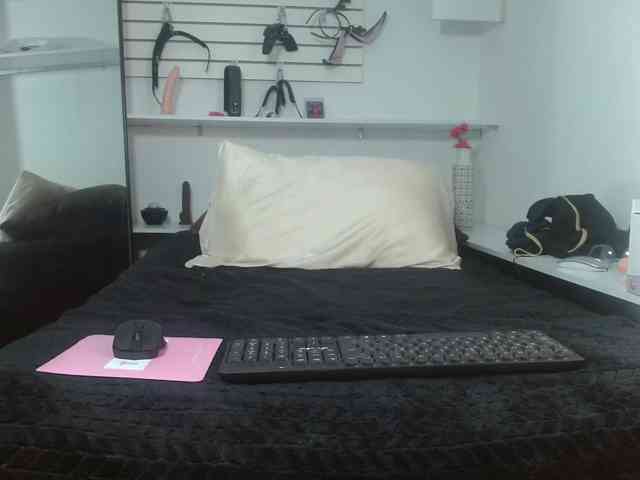 Aleja-sexymilf webcam