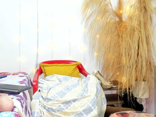 natachax-messy's BongaCams show and profile