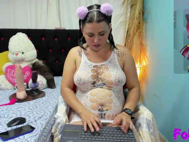 natachax-messy webcam