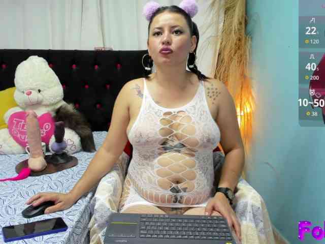 natachax-messy webcam