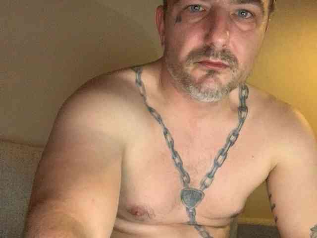 Youngstud37 Youngstud37