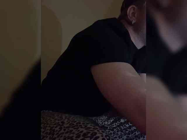 Youngstud37 Youngstud37