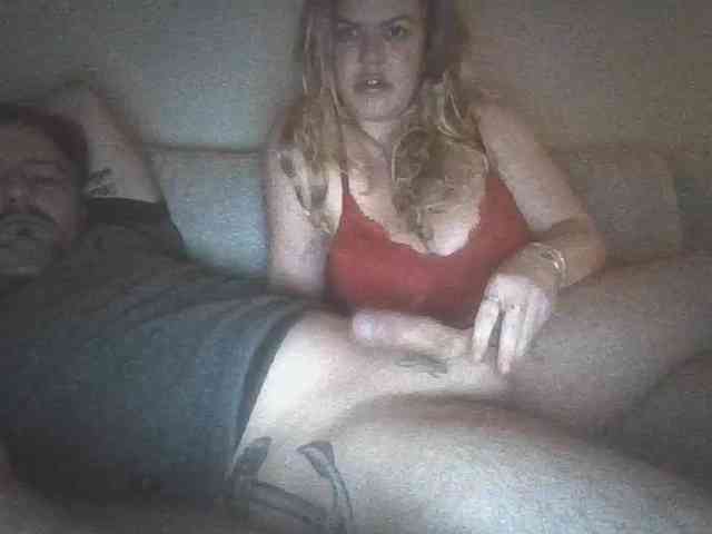 Youngstud37 Live Webcam on BongaCams