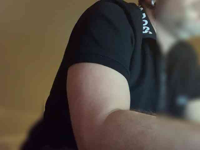 Youngstud37 Youngstud37