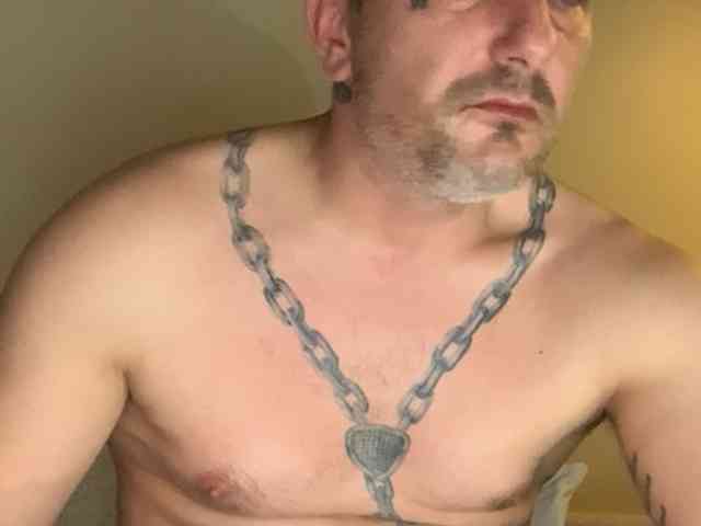 Youngstud37 Youngstud37