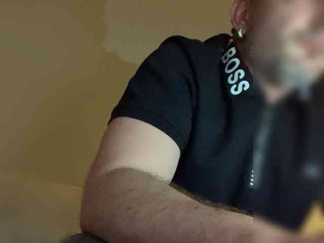 Youngstud37 Youngstud37