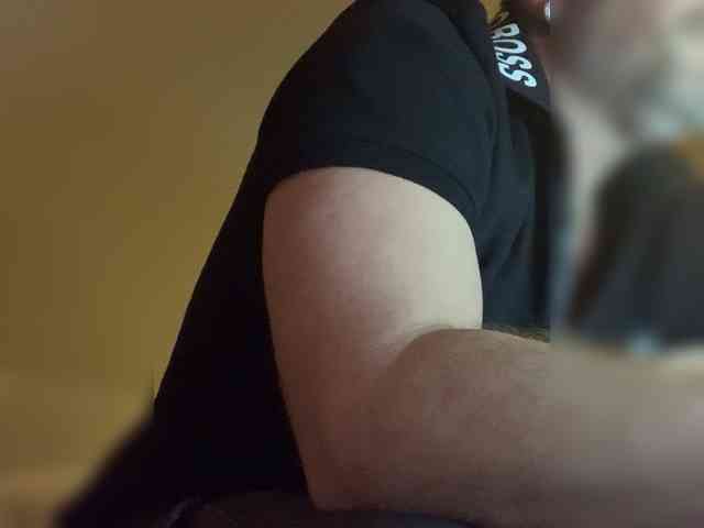 Youngstud37 Youngstud37