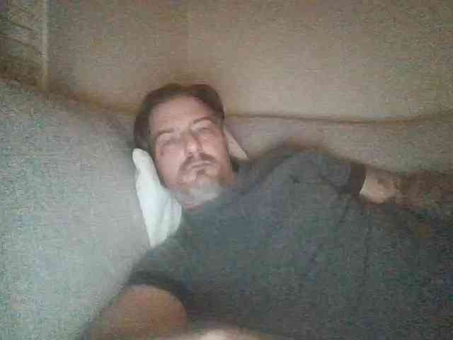 Youngstud37 Youngstud37