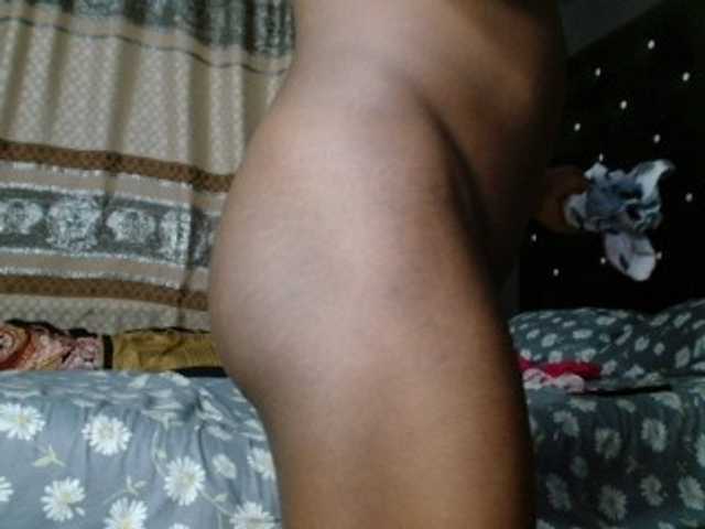 Lovely901's BongaCams show and profile