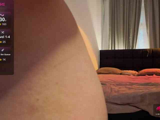 KattrinGolden webcam