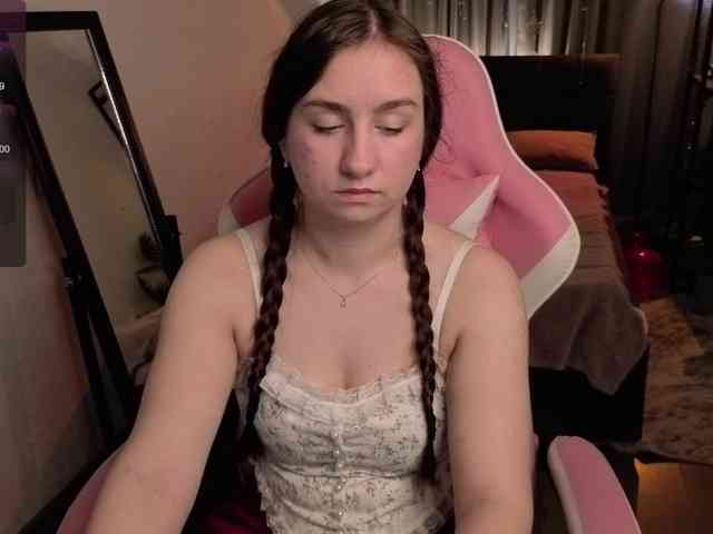 KattrinGolden Live Webcam on BongaCams