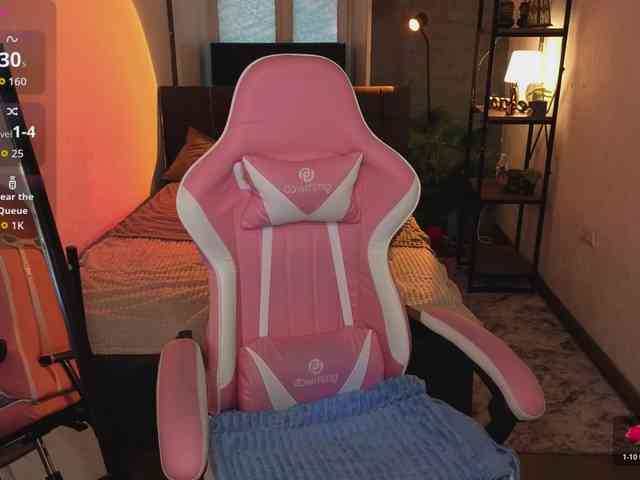 KattrinGolden webcam