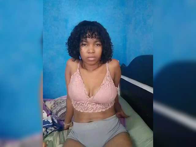 Candis02 from BongaCams is Freechat