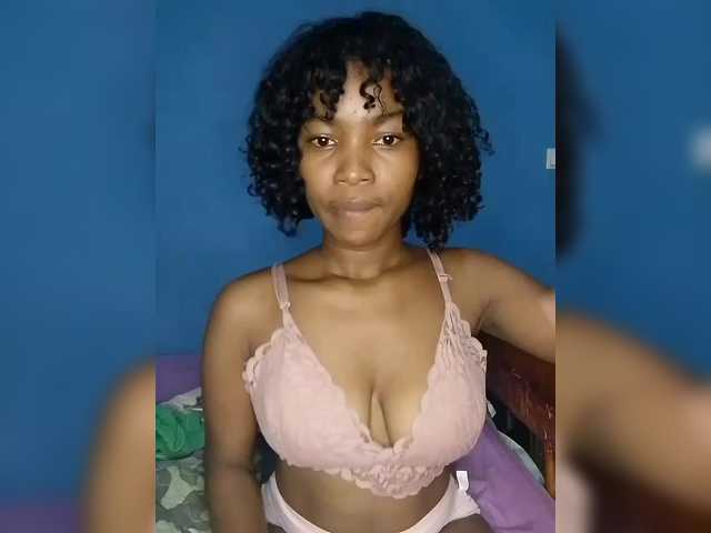 Candis02 from BongaCams is Freechat