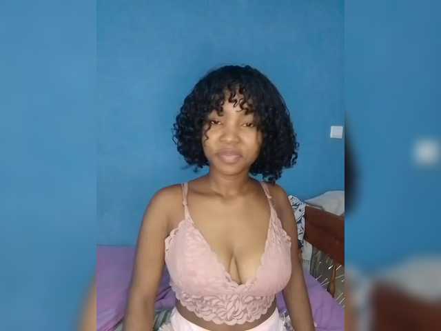 Candis02 — Freechat on BongaCams