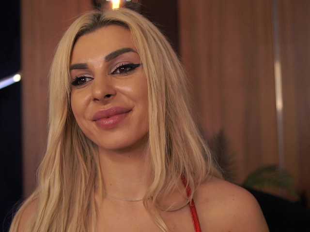 G0ldenGrace's BongaCams show and profile