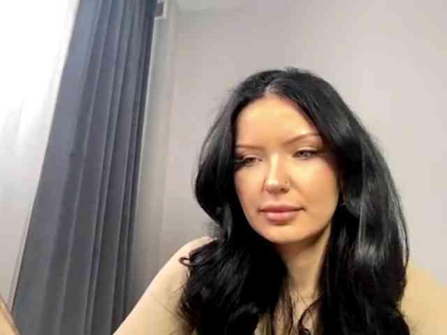 JoanFlirt webcam