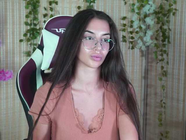 Izabellaatheone preview