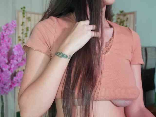 Izabellaatheone webcam