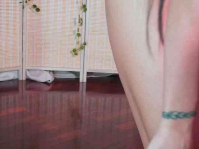 Izabellaatheone webcam