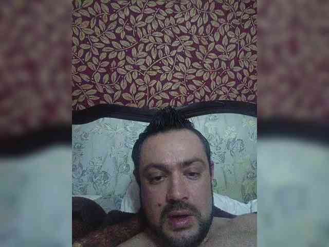 makss-81 Live Webcam on BongaCams