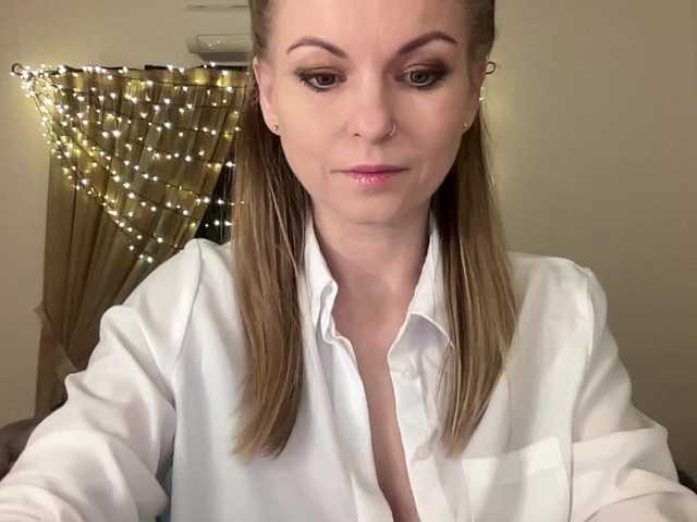 LilithNewdawn's BongaCams show and profile