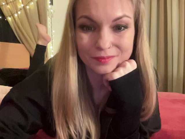 LilithNewdawn's BongaCams show and profile