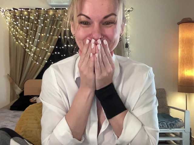 LilithNewdawn's BongaCams show and profile